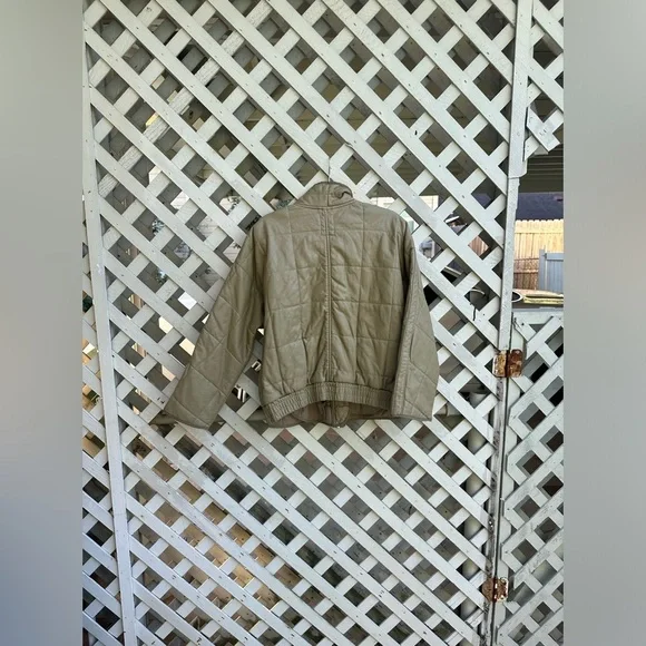 COPY - COPY - Free people Dolman Quilted Vegan Jacket - Picture 6 of 6